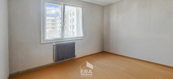 BORDEAUX CAUDERAN - Limite Mérignac Appartement 93 m² au 1er étage - Balcon - Calme