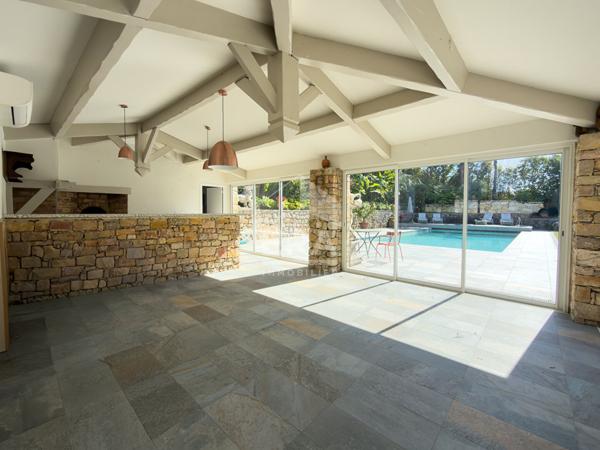 Villa grand standing  Mougins  264 m²  sur 1 644 m²