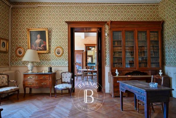 Lavaur, Château  750 m² à vendre