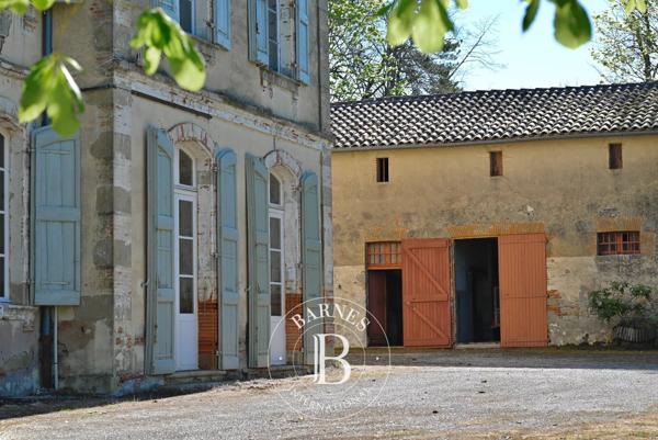 Lavaur, Château  750 m² à vendre