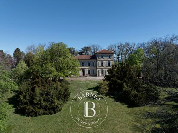 Lavaur, Château  750 m² à vendre