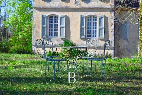 Lavaur, Château  750 m² à vendre