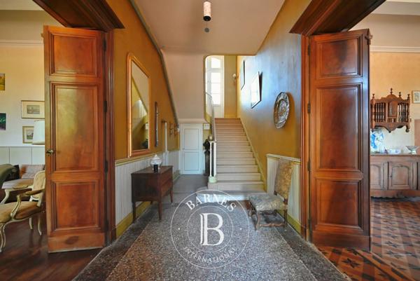 Lavaur, Château  750 m² à vendre