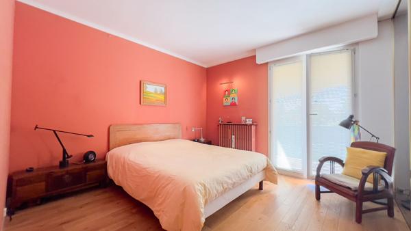 Appartement 4 pièce(s) 83 m2 avec terrasse