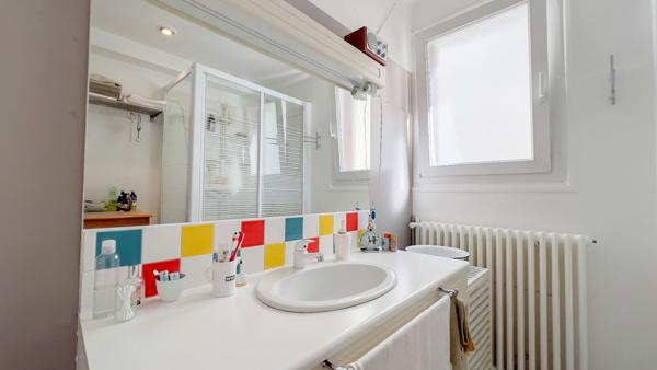 Appartement 4 pièce(s) 83 m2 avec terrasse