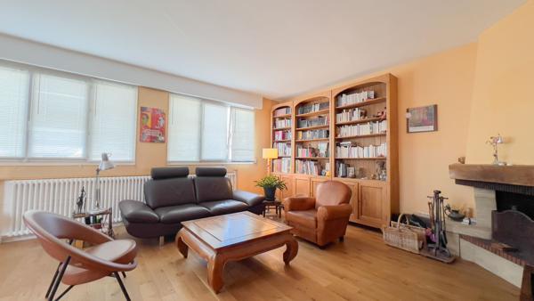 Appartement 4 pièce(s) 83 m2 avec terrasse