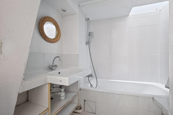 Appartement Paris 9 e - CADET / FAUBOURG MONTMARTRE