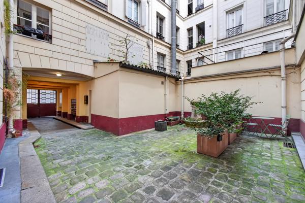 Appartement Paris 9 e - CADET / FAUBOURG MONTMARTRE