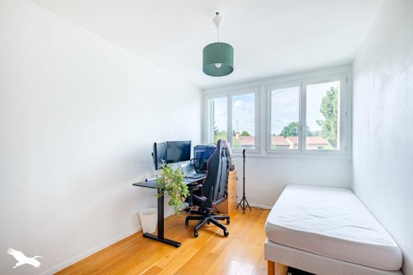 Appartement à vendre 260 000 € Oullins 3 p 69 m² DPE E