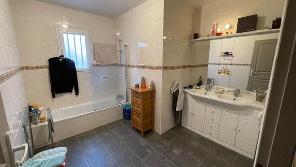 Maison 8 pièces 200.43 m2