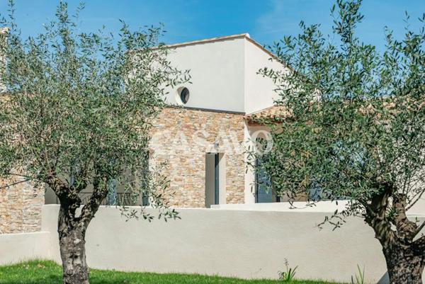 Vente Maison 10 pièces de 287m² - 13610 Le Puy-Sainte-Réparade