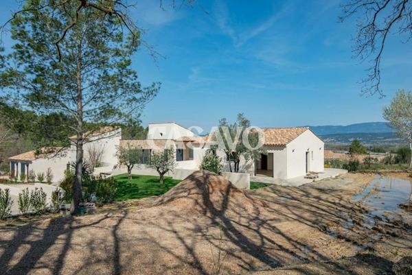 Vente Maison 10 pièces de 287m² - 13610 Le Puy-Sainte-Réparade