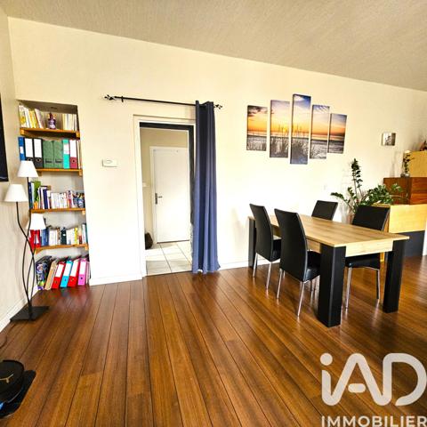 Appartement à vendre 3 pièces 76,3 m² Saint-Genest-Lerpt