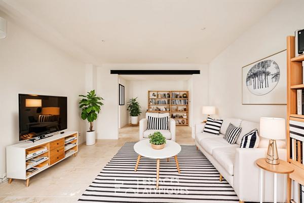 Esprit loft pour cette maison rénovée quartier Fétilly