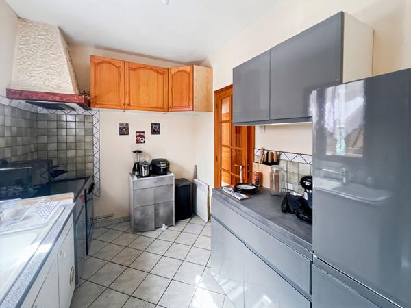 À VENDRE ? LOT DE 2 MAISONS - SECTEUR GARE - IDÉAL INVESTISSEUR