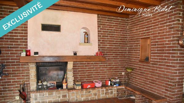 Grande maison de 333 M2- HANGARS 1240 M2