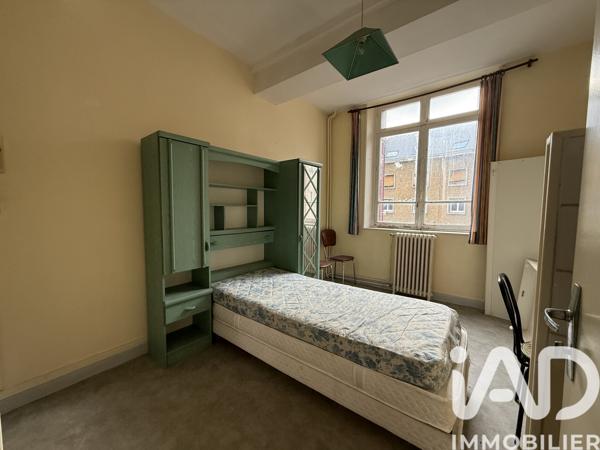 Immeuble à vendre 200 m² Sedan