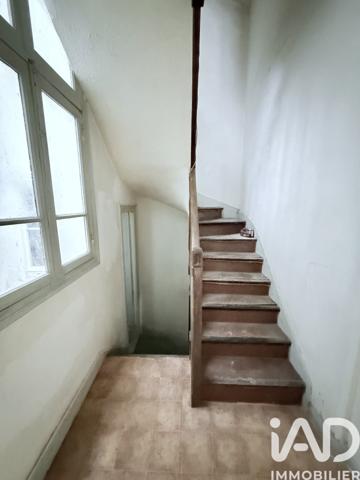 Immeuble à vendre 200 m² Sedan