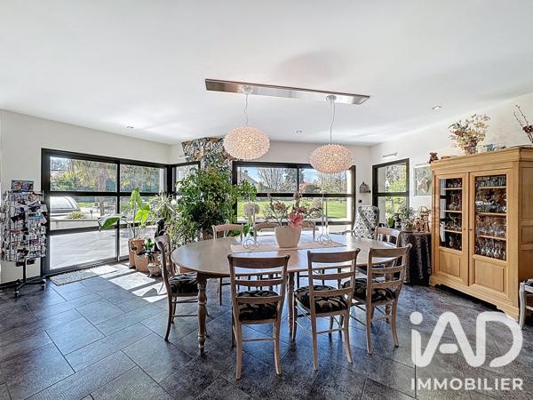 Maison à vendre 8 pièces 346 m² Franqueville-Saint-Pierre