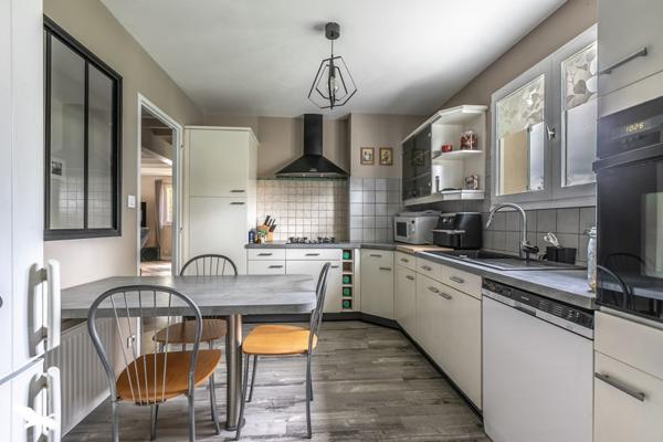 Maison à vendre 472 500 € Saint-Jean-d'Illac 5 p 119 m² DPE C