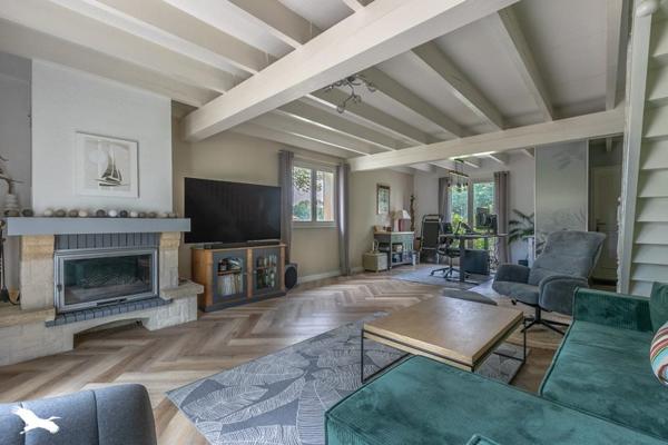 Maison à vendre 472 500 € Saint-Jean-d'Illac 5 p 119 m² DPE C