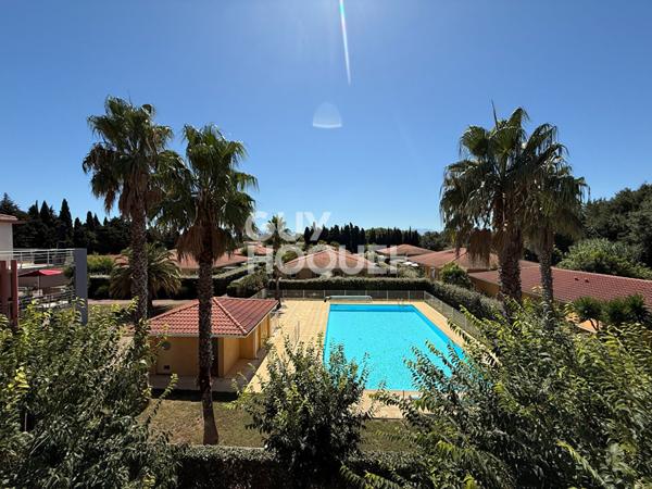 BAHO Charmant F2 avec Terrasse, parking et Vue Piscine !