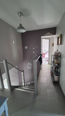 Enfin une maison avec six chambres à Saintes!