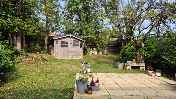 Enfin une maison avec six chambres à Saintes!