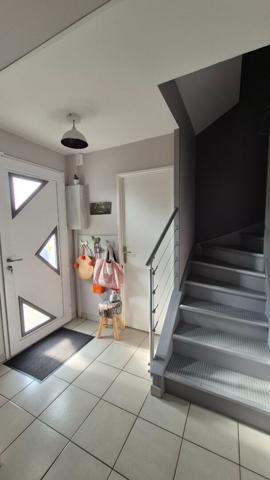 Enfin une maison avec six chambres à Saintes!