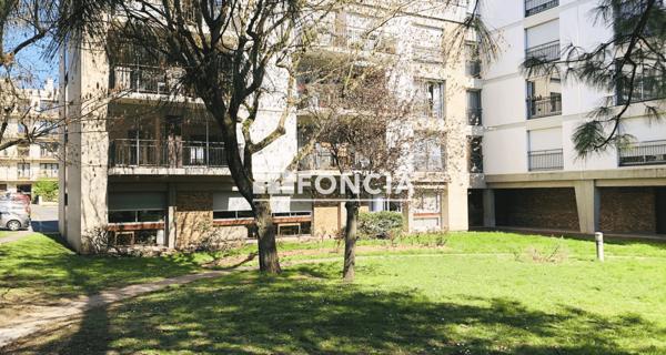 Location Appartement 4 pièces 84.08 m² - Fontenay-aux-roses 92260