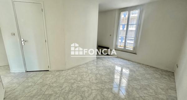 Location Appartement 2 pièces 31.76 m² - Montrouge 92120