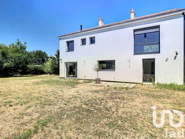 Maison à vendre 6 pièces 160 m² Haute-Goulaine