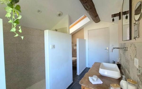 Maison à vendre    8 pièces • 233,55 m2 Cavaillon