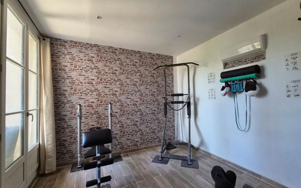 Maison à vendre    8 pièces • 233,55 m2 Cavaillon