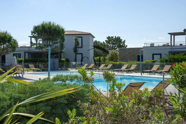 Lecci (20137) Investissement en Corse-du-Sud : 5 lots dans résidence premium avec piscines 4**** à Porto-Vecchio