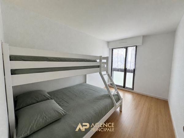 Appartement T2 43 m² - Les Minimes La Rochelle - Vue Port - Piscine €262 900 ** - Référence MRAM705D