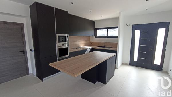 Maison à vendre 5 pièces 129 m² Malataverne