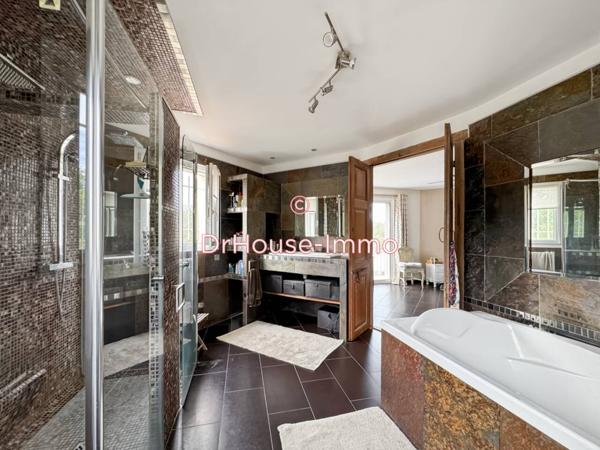 Maison à vendre 10 pièces de 435 m²