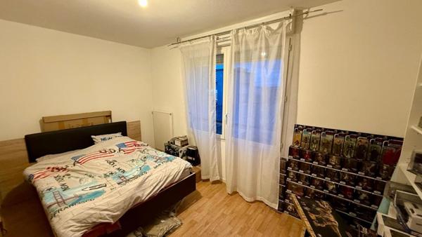 Appartement de type F2 avec place de parking