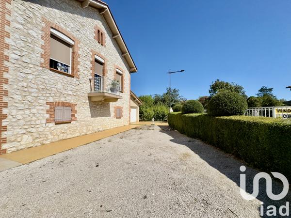 Maison à vendre 6 pièces 199 m² Caussade