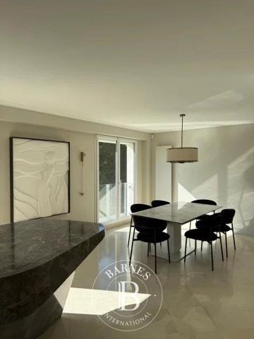 Le Chesnay, Maison 4 Chambres -  330 m² à vendre