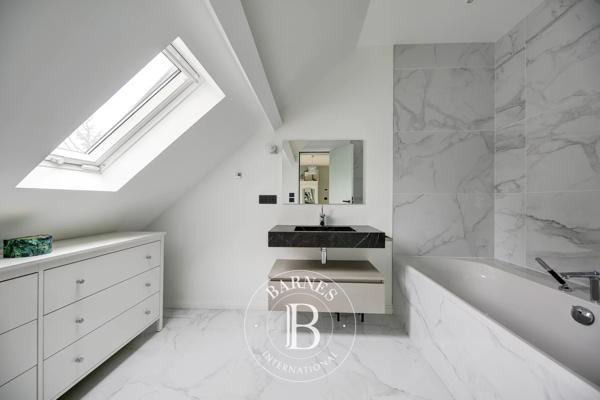 Le Chesnay, Maison 4 Chambres -  330 m² à vendre