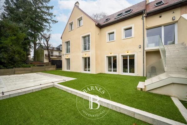 Le Chesnay, Maison 4 Chambres -  330 m² à vendre