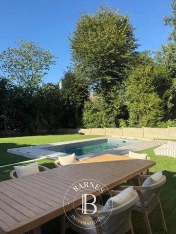 Le Chesnay, Maison 4 Chambres -  330 m² à vendre