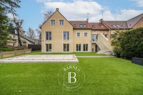 Le Chesnay, Maison 4 Chambres -  330 m² à vendre
