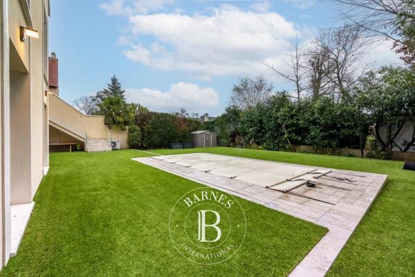 Le Chesnay, Maison 4 Chambres -  330 m² à vendre