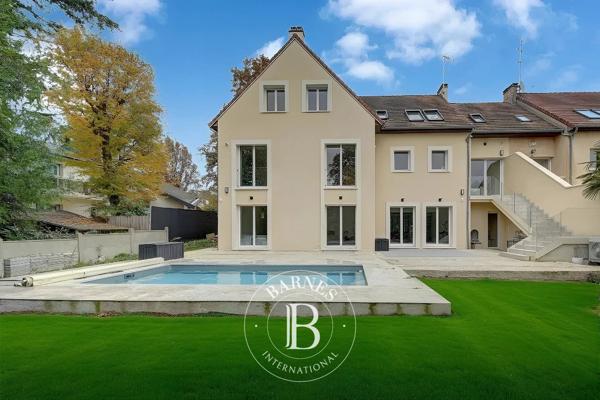 Le Chesnay, Maison 4 Chambres -  330 m² à vendre