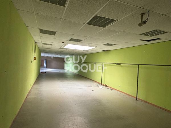 Local commercial Calais