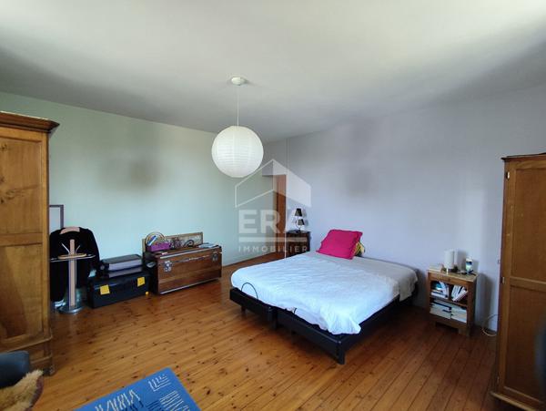 Maison familiale 249m² proche RUFFEC