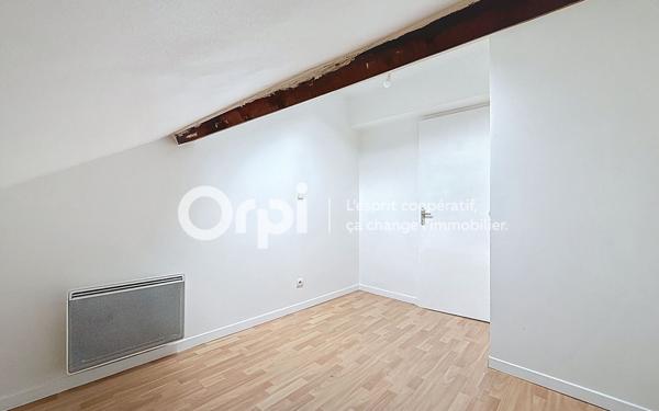 Appartement à louer    3 pièces • 33,47 m2 Faverges